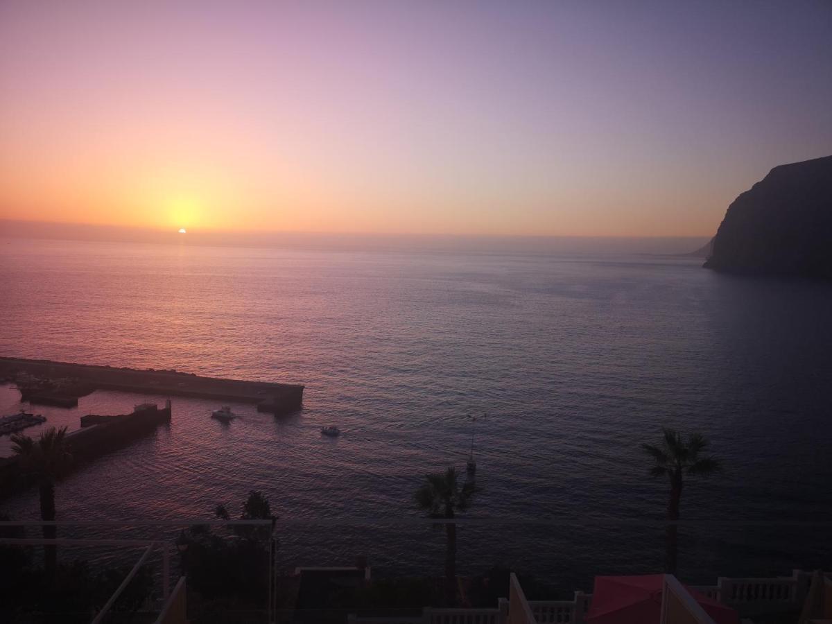 Magical Apt. With Sea View & Cliff Appartement Acantilado de los Gigantes Buitenkant foto