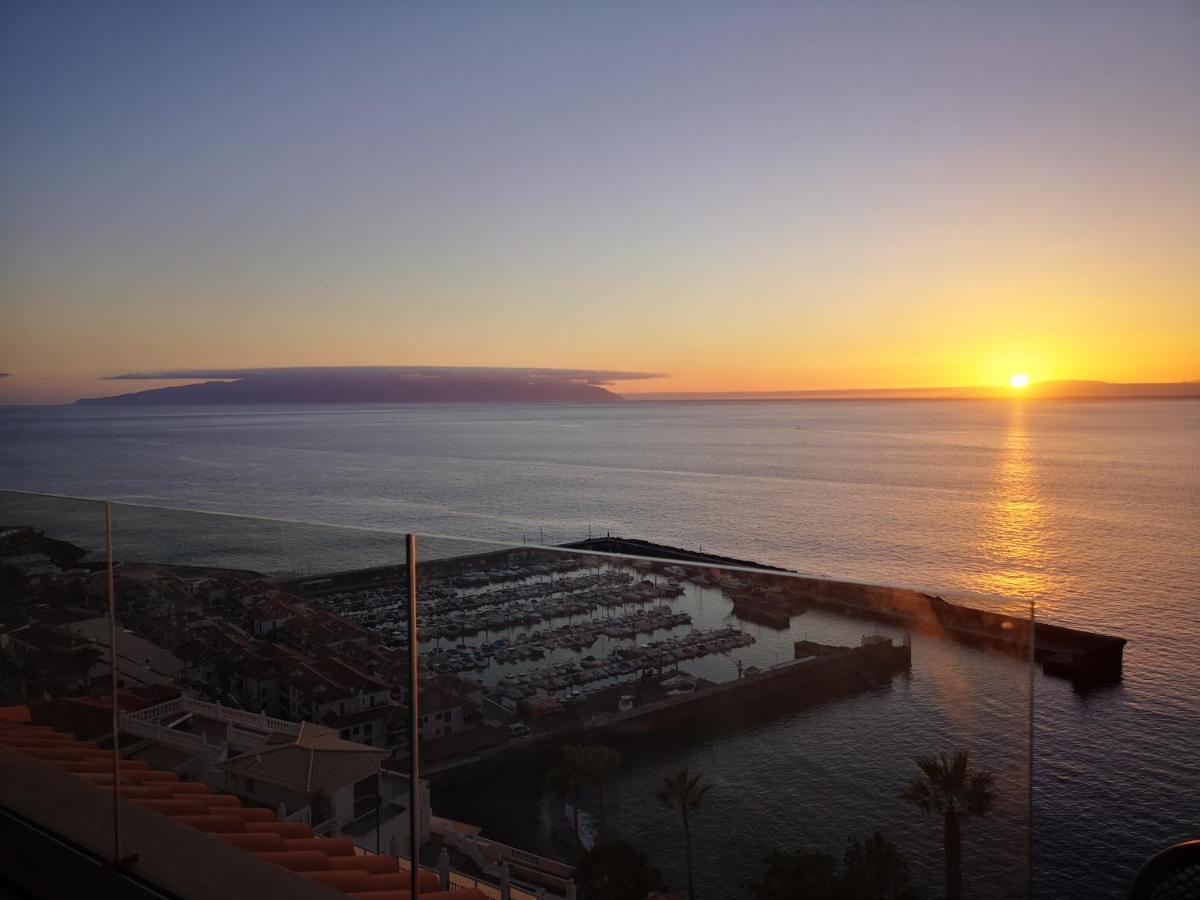 Magical Apt. With Sea View & Cliff Appartement Acantilado de los Gigantes Buitenkant foto